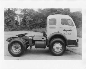 1949 White 3000 Series Truck Press Photo 0179 - Dugans