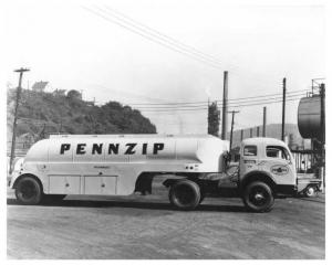 1950s White 3000 Series Truck Press Photo 0218 - Pennzoil Pennzip