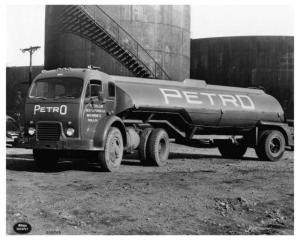 1950s White 3000 Series Truck Press Photo 0219 - Petro - Philadelphia