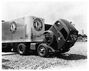 1950s White 3000 Series Truck Press Photo 0232 - The Mason & Dixon Lines Inc