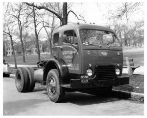1950s White 3000 Series Truck Press Photo 0240 - A Salavitch & Sons Cartage