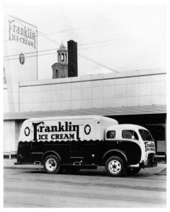 1950s White 3000 Series Truck Press Photo 0242 - Franklin Ice Cream