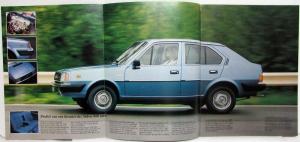 1981 Volvo 340 Series Sales Brochure - Dutch Text