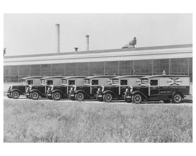 1933 Studebaker Delivery Truck Baur Bros Aunt Hannah Bread Press Photo 0092