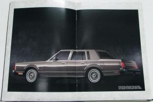 1989 Lincoln Town Car Sales Brochure Specs Features Luxury Cartier Signature