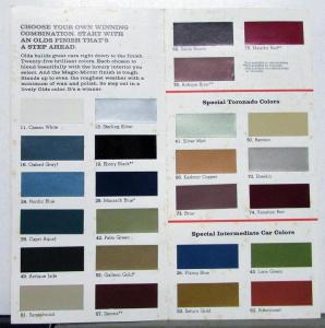 1971 Oldsmobile Dealer Sales Brochure Folder Color Options Paint Chips