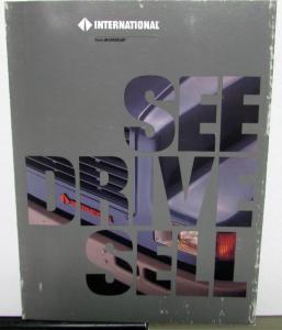 1990 International Trucks Navistar Sales Folder Brochure Original