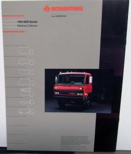 1990 thru 1993 IHC Truck Navistar MD Cabover 700 900 Series SaleS Brochure Orig