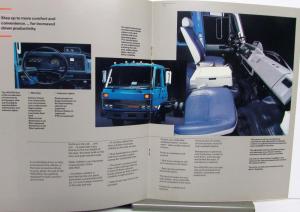 1990 thru 1993 International Trucks 400 500 Series Md Cabover Sale Brochure Orig