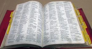 1964-74 Hollander Car & Truck Parts Interchange Book 40th Edition GM Ford Mopar