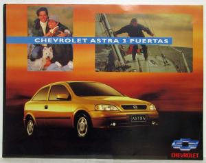 1998-2004 Chevrolet Astra 3 Dr Spec Sheet - Spanish Text for Argentine Market