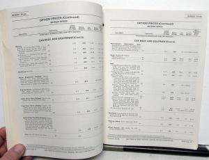 1977 GMC Medium/Heavy Duty Trucks Data Book B-1 Dealer Reference Facts Options