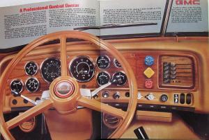 1980 GMC Brigadier 9500 Series Sales Brochure Original