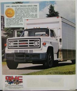 1981 GMC Medium Trucks Series 5000 6000 7000 Sales Brochure Original