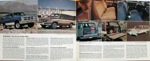 1983 GMC Suburban Canadian English Text Sales Brochure Folder Original