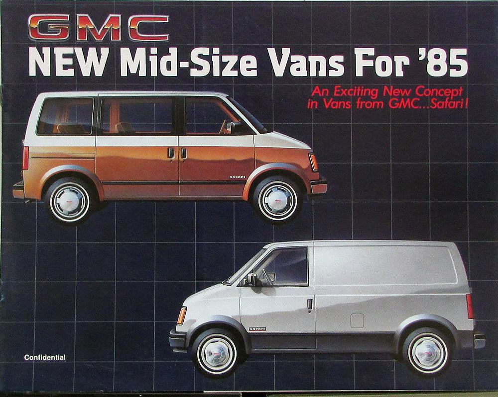 1985 GMC Safari Van Cargo Van M10905 and  M10906 Sales Brochure Original
