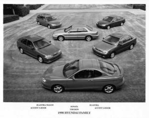 1998 Hyundai Family of Cars Press Photo 0018