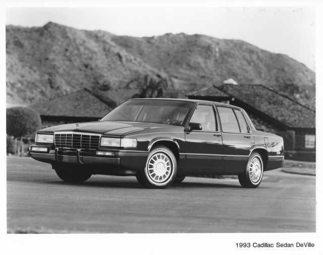1993 Cadillac Sedan DeVille Press Photo 0193
