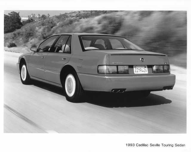 1993 Cadillac Seville Touring Sedan Press Photo 0199