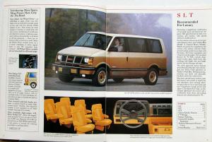 1990 GMC Safari Van SLX SLE SLT Truck Sales Brochure Original