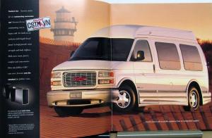 1998 GMC Savana Van Truck Sales Brochure Original
