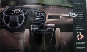 1998 GMC Savana Van Truck Sales Brochure Original
