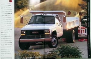 1999 GMC Light Commercial Trucks Vans Sales Brochure Original