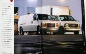 1999 GMC Light Commercial Trucks Vans Sales Brochure Original