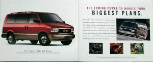 2001 GMC Safari Van Truck Sales Brochure Original