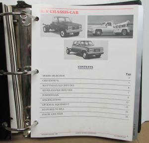 1989 Chevrolet GMC Dealer Facts Data Album Pickup Jimmy Blazer Astro