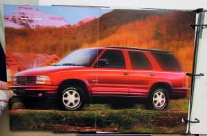 2001 Oldsmobile Dealers Album Photography Colors Specs Alero Intrigue