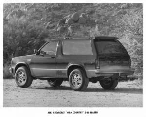 1987 Chevrolet S-10 Blazer High Country Press Photo 0537