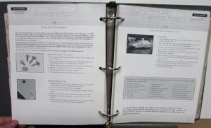 2000 Lincoln Product Portfolio Dealers Album LS Continental Town Car Navigator