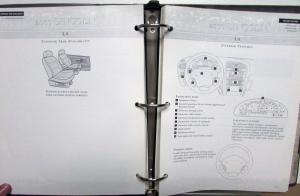 2000 Lincoln Product Portfolio Dealers Album LS Continental Town Car Navigator