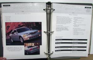 2000 Lincoln Product Portfolio Dealers Album LS Continental Town Car Navigator