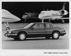 1991 Cadillac Eldorado Touring Coupe Press Photo 0214