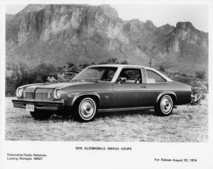 1975 Oldsmobile Omega Coupe Press Photo 0310