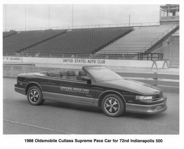1988 Oldsmobile Cutlass Supreme 72nd Indianapolis 500 Pace Car Press Photo 0320