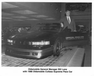 1988 Oldsmobile Cutlass Supreme Indy 500 Pace Car GM Bill Lane Press Photo 0322