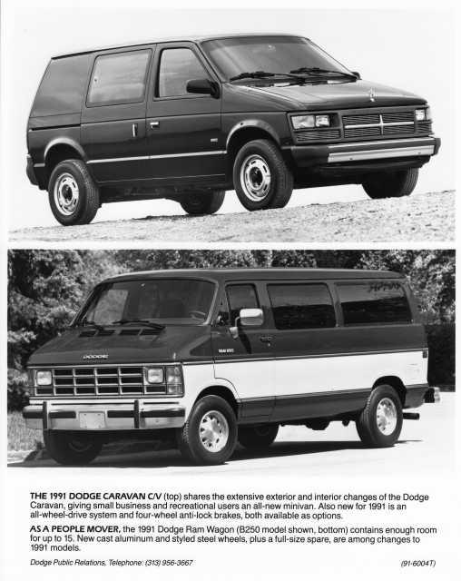 1991 Dodge Caravan and RAM Wagon Press Photo 0300