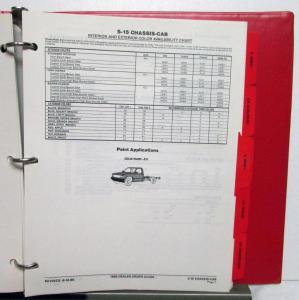 1986 GMC Dealers Album Trucks S Pickup Jimmy C/K Safari Caballero