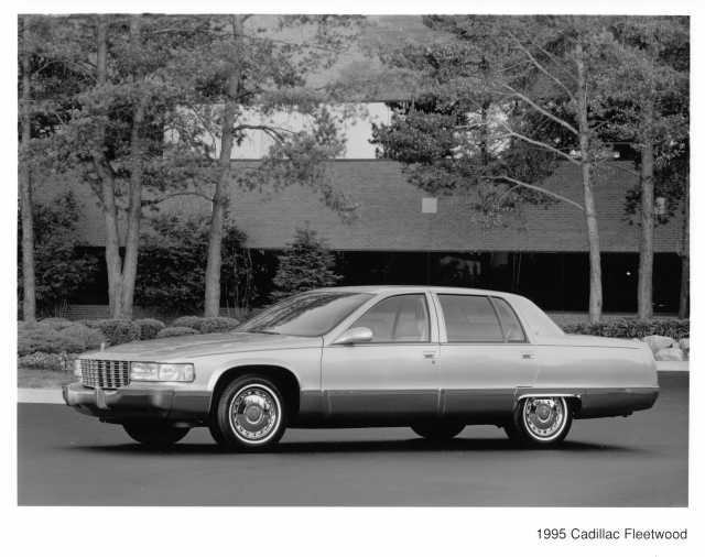 1995 Cadillac Fleetwood Press Photo 0222
