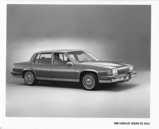 1986 Cadillac Sedan DeVille Press Photo 0265