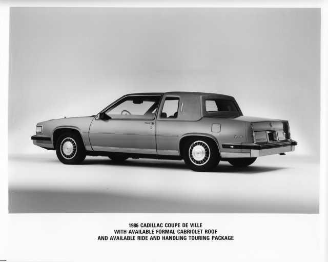 1986 Cadillac Coupe DeVille with Cabriolet Roof and Touring Pkg Press Photo 0267