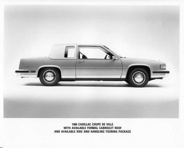 1986 Cadillac Coupe DeVille with Cabriolet Roof and Touring Pkg Press Photo 0268