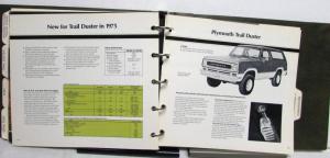 1975 Plymouth Data Book Car Selector Gran Fury Valiant Duster Train Duster