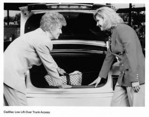 1997 Cadillac Catera Low Lift Over Trunk Access Press Photo 0327