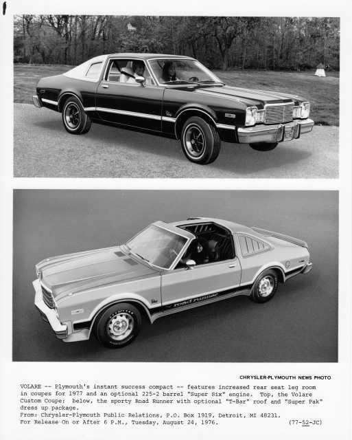 1977 Plymouth Volare Custom Coupe and Road Runner Press Photo 0132