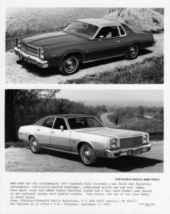 1977 Plymouth Fury Sport and Fury Salon Press Photo 0136