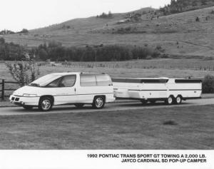 1992 Pontiac Trans Sport GT Towing a Jayco Camper Press Photo 0128